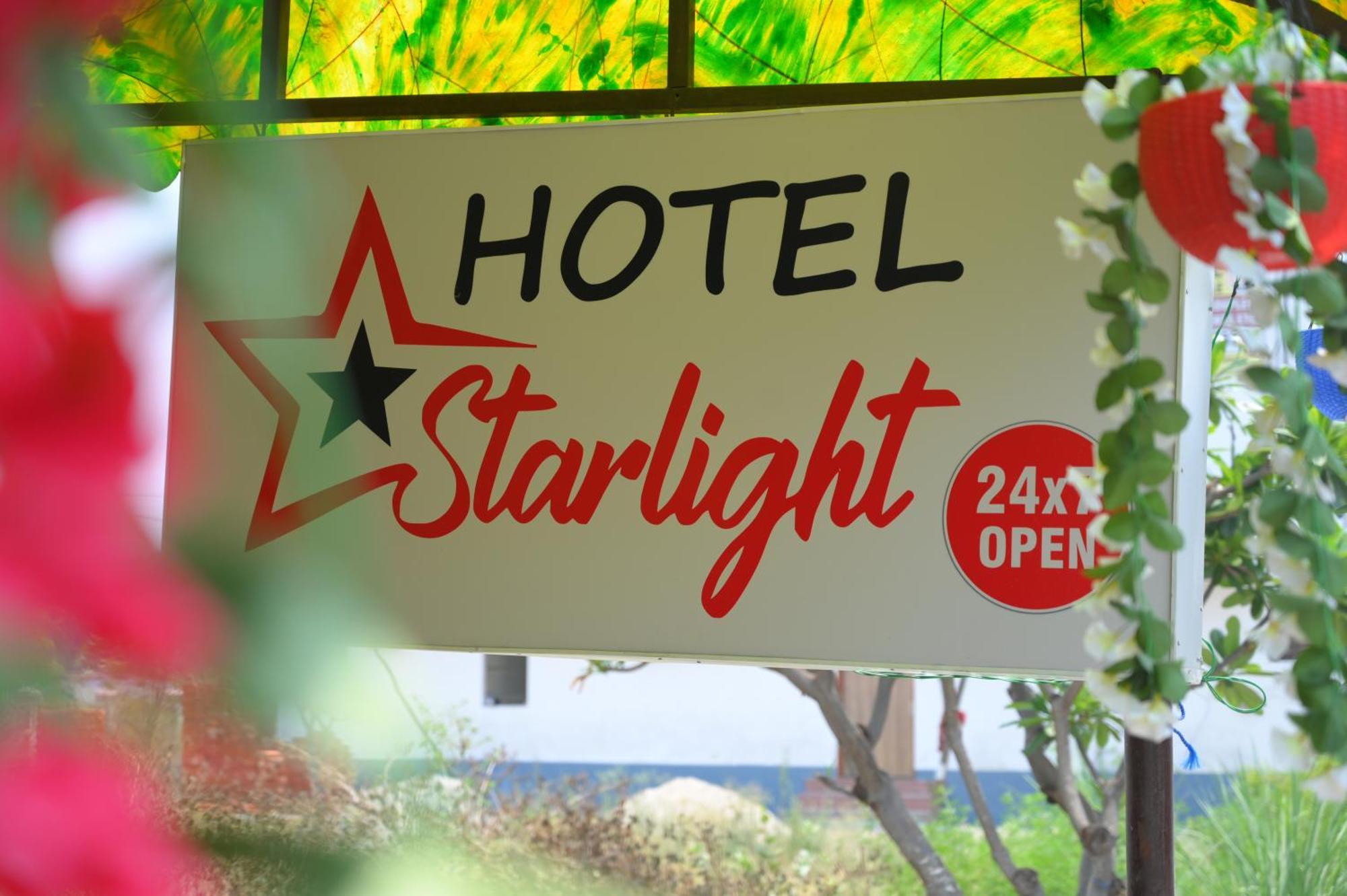 Hotel Starlight Meerut Eksteriør billede